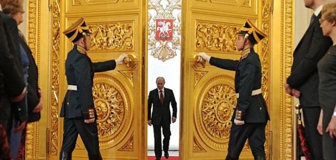 Президент России Путин прошел церемонию инаугурации в 5 раз